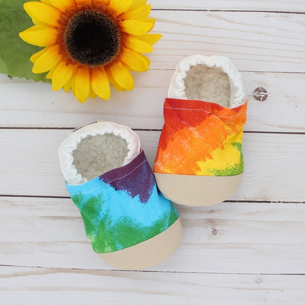 tie dye baby shoes - tie dye baby gift - hippie slippers - tie dye baby shower - rainbow tie dye kids accessories - tie dye slippers