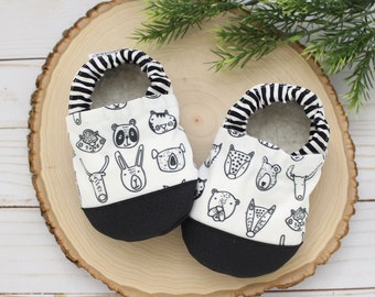 animals baby shoes - black and white baby gift - toddler moccasins - vegan soft sole shoes - kids animal slippers - animal first birthday