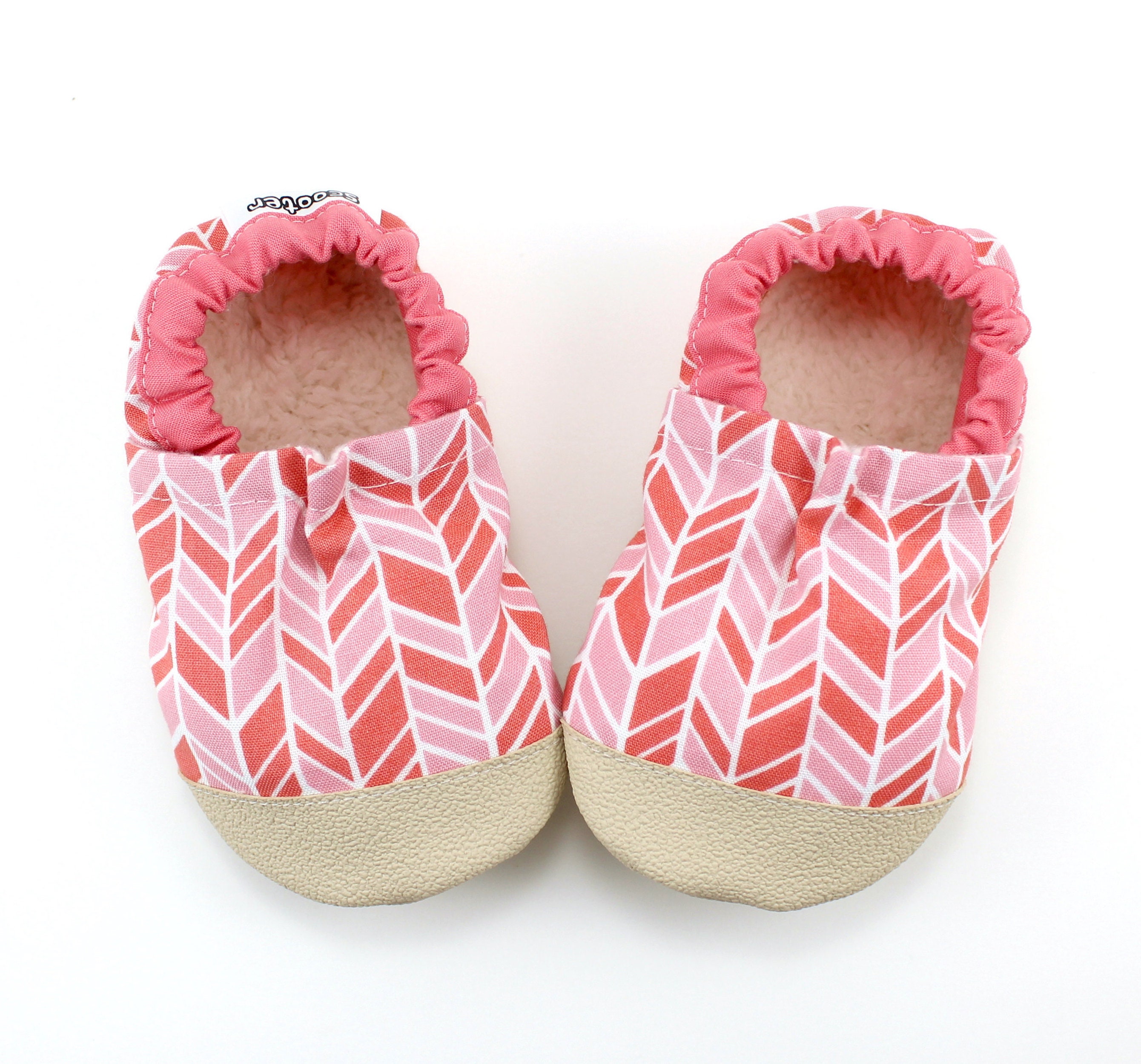 boys water shoes size 5