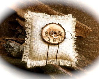 Custom Rustic Ring Bearer Pillow: Burlap & Wood Slice