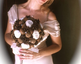 Bridal Rustic Bouquet - Pine Cone Bouquet - Winter Wedding Bouquet