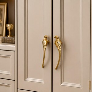 Gold Hummingbird Cabinet Knobs, Zinc Alloy Bird Wardrobe Handles, Unique Drawer Pulls, Dresser Knobs, Kitchen Cupboard Hardware, Bird Decor