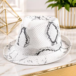 Snakeskin Leather Baseball Cap: Unisex Streetwear Trucker Hat White Python Snake Skin