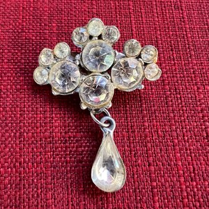 Vintage Rhinestone Drop Pin Brooch