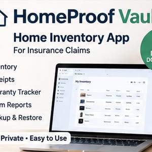 Könnte beinhalten: HomeProof Vault Home Inventory App für Versicherungsansprüche als digitaler Download. Funktionen umfassen Inventar, Belege, Garantie-Tracker, Schadensberichte, Backup und Wiederherstellung. Ein Laptop zeigt die Inventar-Oberfläche mit Text zu offline, privat und einfach zu bedienen.