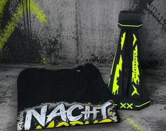 Schwarzes NOX Streetwear-Set mit T-Shirt und 3D-Headset-Ständer