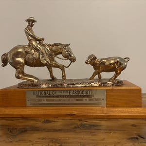 Cutting horse trophy