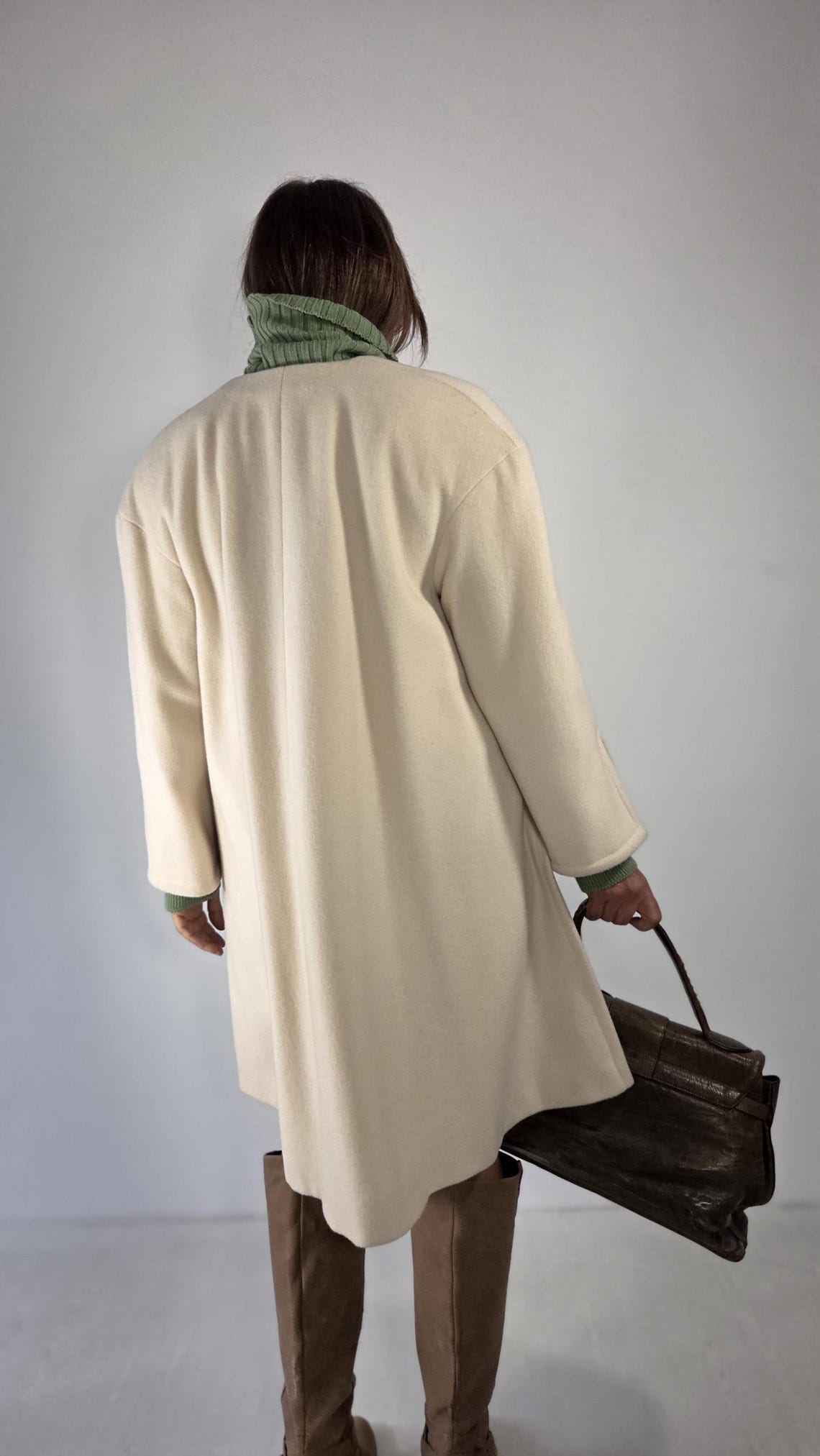 Vintage Ivory Cashmere Wool Coat Garwolin A Line Swing Trapeze Collarless Oversized Virgin Wool 60s Old Money Quiet Luxury Cream Size L, photo 3 sur 5