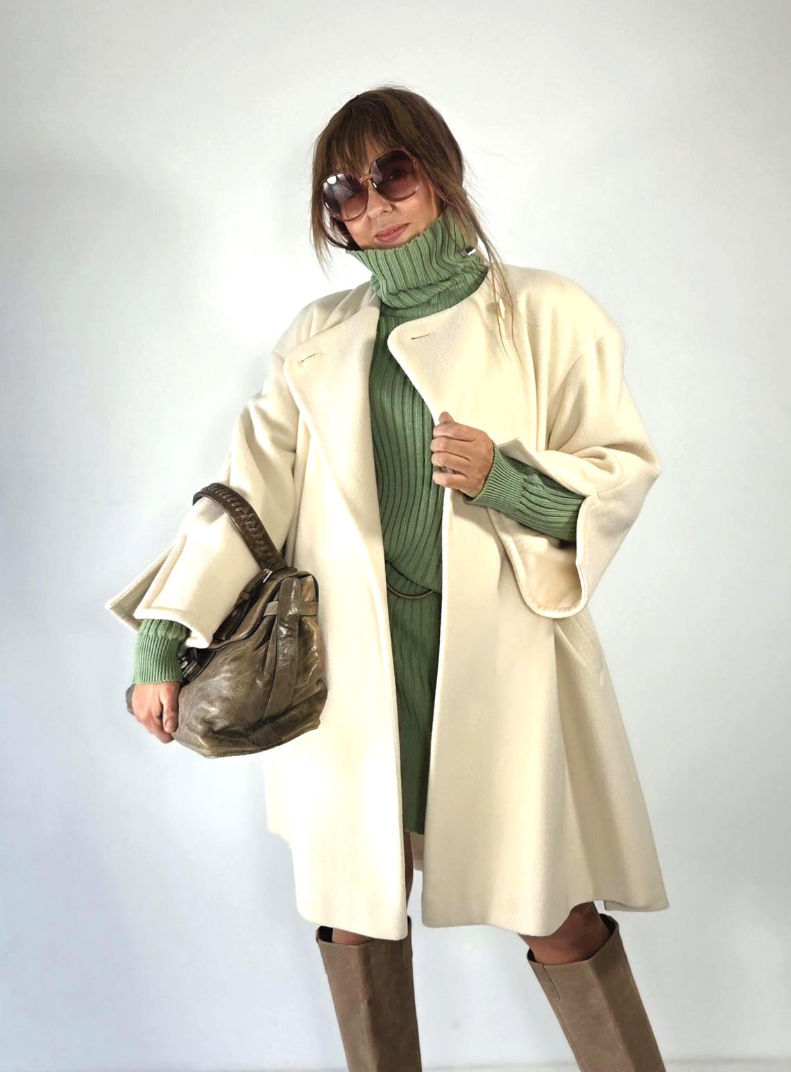 Vintage Ivory Cashmere Wool Coat Garwolin A Line Swing Trapeze Collarless Oversized Virgin Wool 60s Old Money Quiet Luxury Cream Size L, photo 1 sur 5