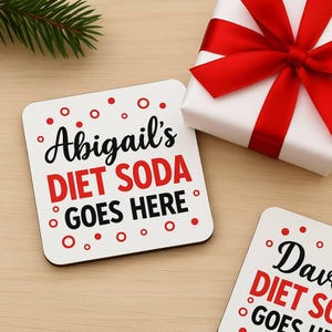 Posavasos personalizado para bebidas, regalo divertido para café, vino o refresco para amigos con nombre imagen 3