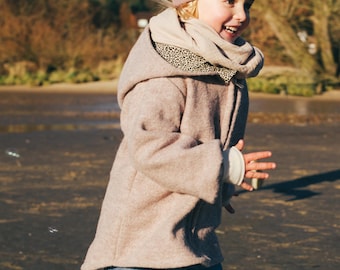 Walkjacke Kinder | Walk Jacke aus Wolle | Kinder Wolljacke mit Kapuze | Handmade Übergangsjacke| Winterjacke| beige| meliert | Leo
