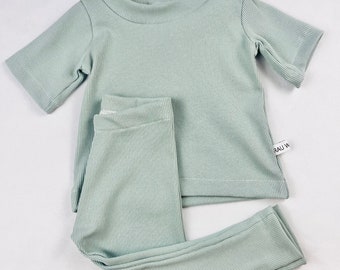Newborn-Set, Home-Outfit, Neugeborenen Outfit, Babyoutfit,kurzarmshirt, Jersey, Baumwollripp,mint