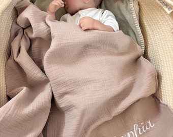 Personalisierte Babydecke mit Namen | Baby Decke Geschenk zur Geburt | Handmade Kuscheldecke für Babys| Musselin