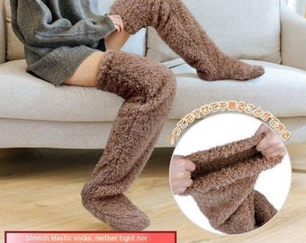 Över knähöga, fuzzy långa strumpor, vintervarma, kalla ben, knäled, kylsäkra strumpor, hemmagolv, sovsockor