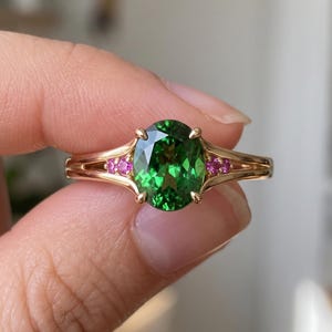 Oval Emerald & Pink Sapphire Split Shank Ring, Solid 14K 18K Yellow Gold, Romantic Gemstone Ring