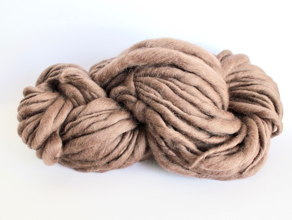 Chunky Yarn, Handspun Yarn, Chunky Merino Wool, Bulky Yarn, Thick and Thin  Yarn, Art Yarn, Hand Knitting Ash Color 