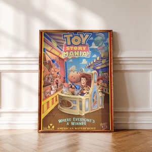 Toy Story Mania-affisch, Disney Pixar-väggkonst, Woody Hamm-karnevalsspeltryck, Tokyo DisneySea-dekor, Toy Story-fanpresent, attraktionkonstverk