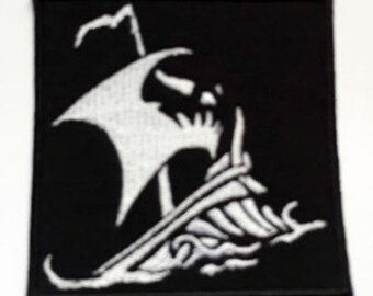 Barco piratas - parche bordado, BUY3 GET4, 8 X 8 cm.