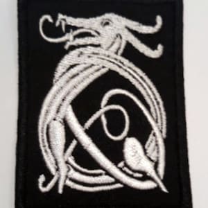 Keltische Symbolvariante 13 - bestickt Patch , 7 x 6 cm.