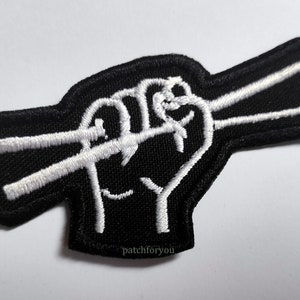 Drummer, drum sticks - embroidered patch, 3,2 X 2,4 INCH