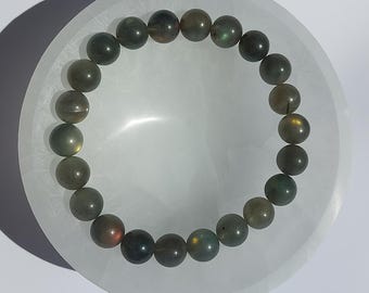 New, Labradorite Bracelet 8 mm, Wrist circumference ~ 18 cm. - 20 cm. ( Top Aura protection ).