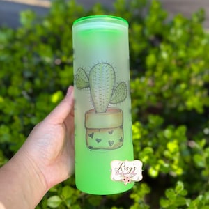 Cactus Frosted Glass Tumbler: 25oz Green Ombre Water Tracker