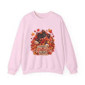 Trui met zwarte kitten en herfstbladeren, een knusse herfsttrui. afbeelding 13
