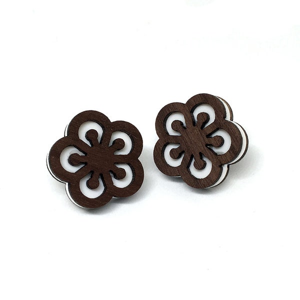 Hanami Stud Earrings