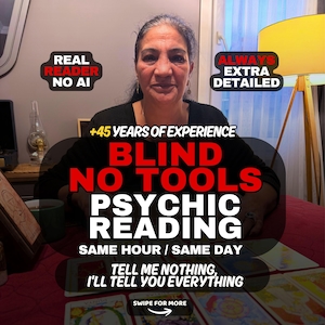 Könnte beinhalten: Eine Person mit dunklem Haar sitzt hinter einem Tisch mit Tarotkarten. Die Texteinblendungen lauten: REAL READER NO AI, ALWAYS EXTRA DETAILED, +45 YEARS OF EXPERIENCE, BLIND NO TOOLS PSYCHIC READING, SAME HOUR / SAME DAY, TELL ME NOTHING, I'LL TELL YOU EVERYTHING, SWIPE FOR MORE.