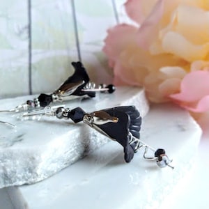 Black Flower Earrings Black, Mother&#39;s Day Gift For Her, Daisy Floral Dangle Earrings, Small Rose Drop Earrings, Dainty Summer Earrings