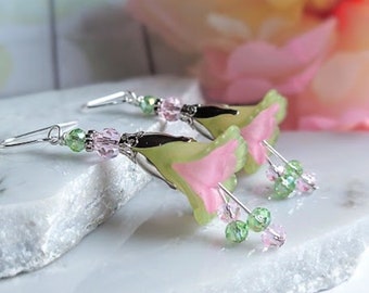 Flower Earrings, Green & Pink Floral Dangle Earrings, Garden Party Earrings, Flower Girl, Bridal Earrings, Floral Drop Earrings