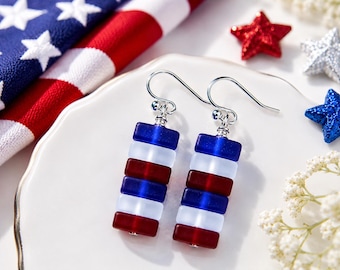 Pendientes patrióticos, pendientes rojos, blancos y azules, pendientes del 4 de julio, pendientes de EE. UU., joyería del Día de los Caídos, regalo patriótico para ella.