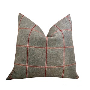 Poszewka na poduszkę Colefax and Fowler – poszewka w kratę Lanark – szara, turkusowa, czerwona, wełniana krata, bordowy wystrój domu