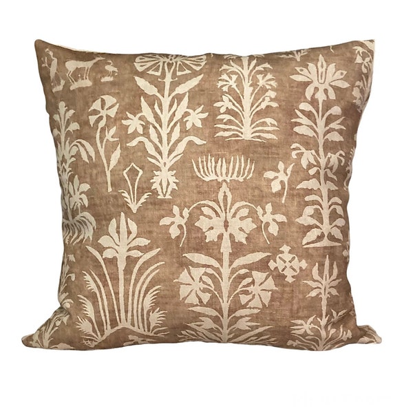 Lewis and Wood, Papyrus in Desert Sand, Tan pillow cover