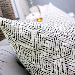 Off White and Black Geometric Diamond Zig Zag Pillow Cover - Black & White Home Decor - Throw Pillow - Boho Chic