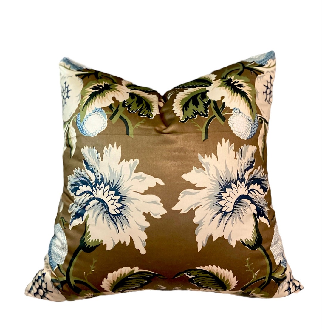 Jessup Sepia/indigo Oscar De La Renta Chintz Floral Brown and Blue