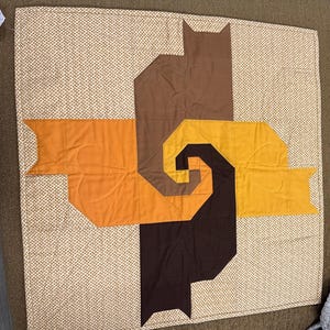 Handmade Twisted Tails Cat Quilt Block – Interlocking Feline Patchwork Wall Hanging (Boho Fall Colors)