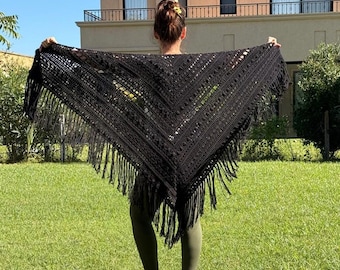 Patrón Chal Crochet Triangular con Flecos y Relieves | Tutorial PDF en Español - INGLES | Nivel Intermedio | Fácil de tejer