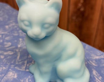 Fenton blue satin cat