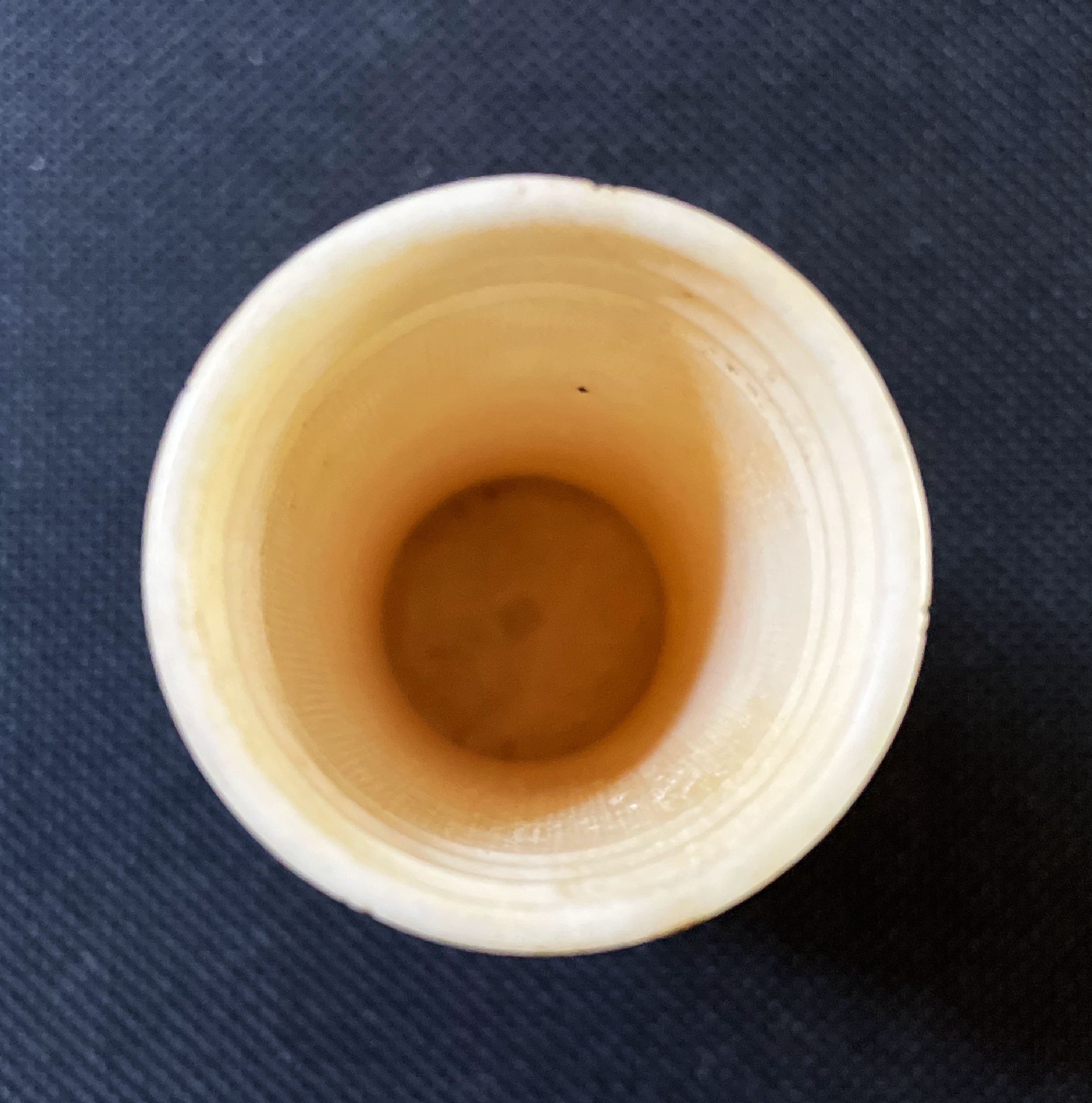 アジアンの壷 Antique Asian Carved Bone Dice Shaker, 2.25