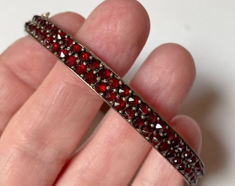 Old Pyrope Garnet Bracelet, Two Rows of Lovely Deep Red Stones, Heirloom Quality, Ships with Signature Confirmation