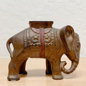 Vintage Cast Iron Circus Elephant Bank, Possibly A.C Williams, 3" Tall, AS IS