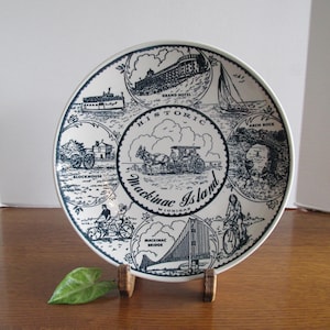 Vintage Historic Mackinac Island Michigan Souvenir Plate   10 Inches in Diameter