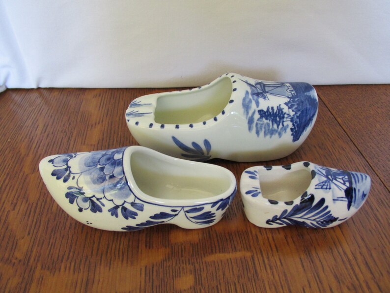 Vintage Trio Ceramic Dutch Shoes Delft Blue Etsy Vintage Trio Ceramic Dutch Shoes Delft Blue Etsy