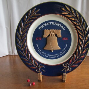 Vintage Bicentenial Collecotor Plate 1776 1976 Taylor Smith & Taylor Co. USA