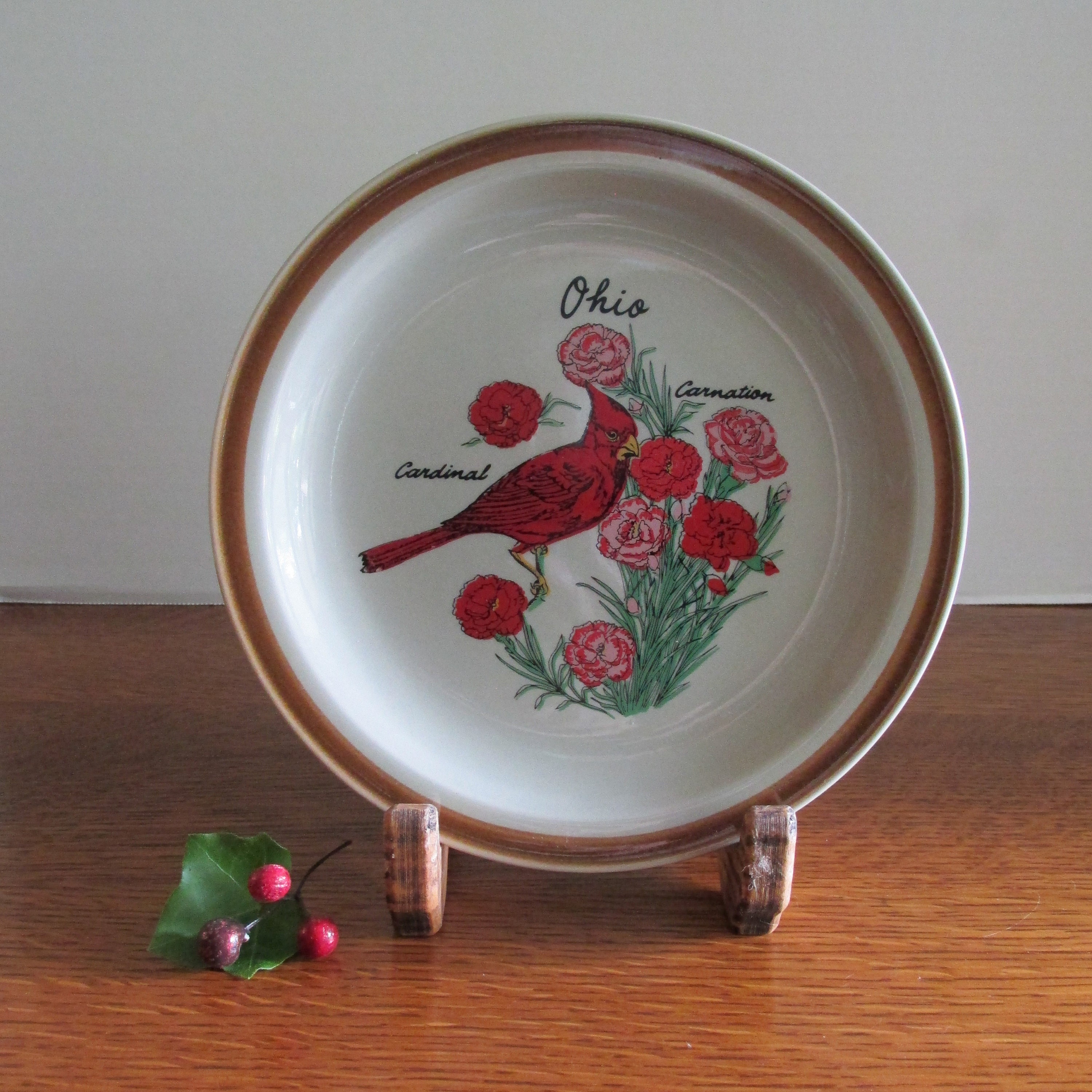 Vintage Ohio Souvenir Plate  Red Cardinal  Stoneware