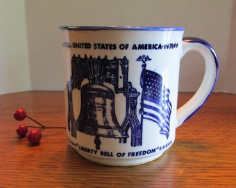 Vintage USA Bicentennial Mug 1776 1976 Liberty Bell American Flag