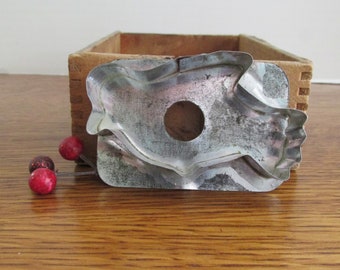 Primitive Small Tin Bird Cookie Cutter Hand Soldered Flat Back