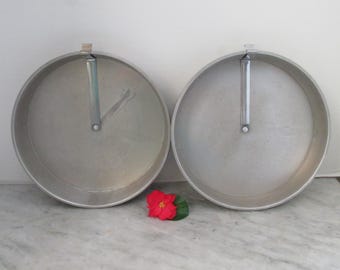 Vintage Pair Mirro Round Cake Pans  8 Inch