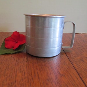 Vintage Aluminum Measuring Cup   Mid Century Kitchen  One Cup 8 oz